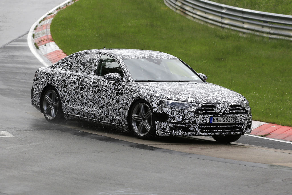 Erlkönig Audi A8 2016