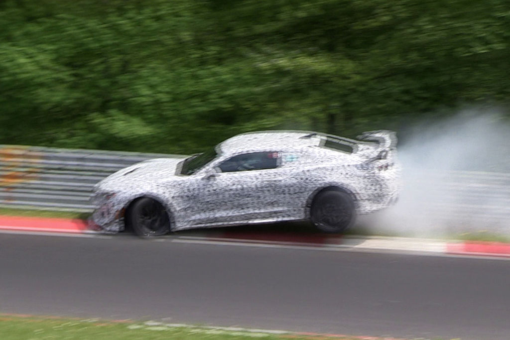 Crash Erlkönig Chevrolet Camaro Z/28