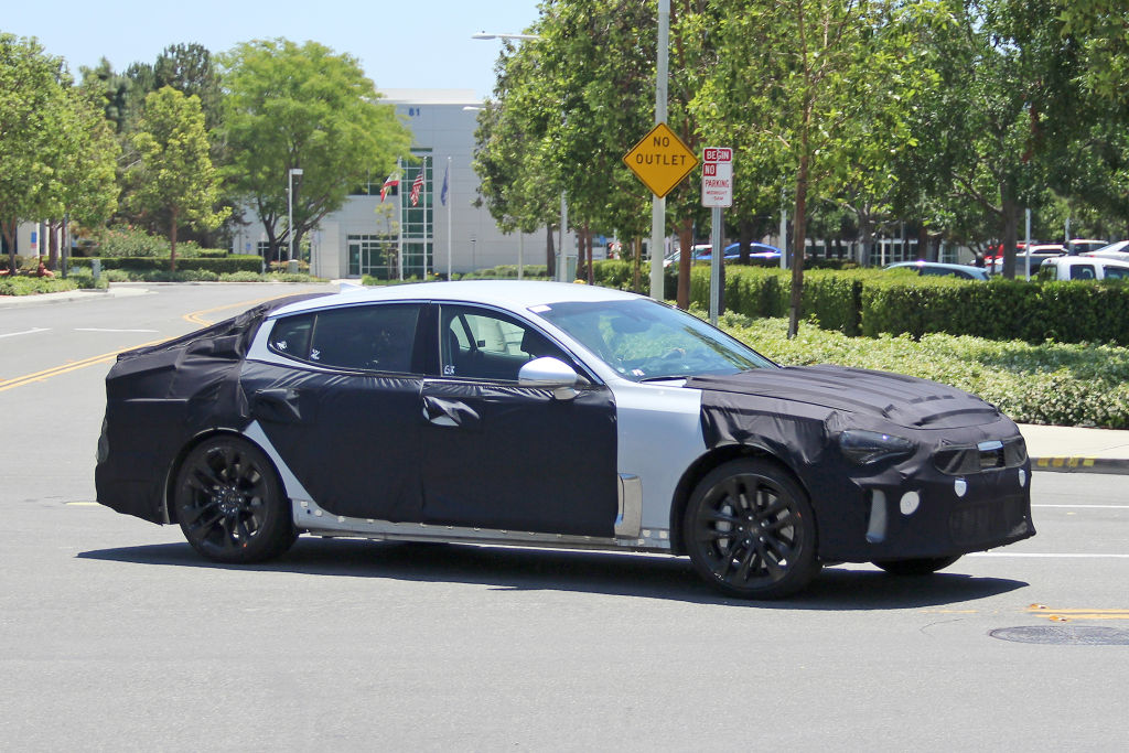 Erlkönig Kia GT