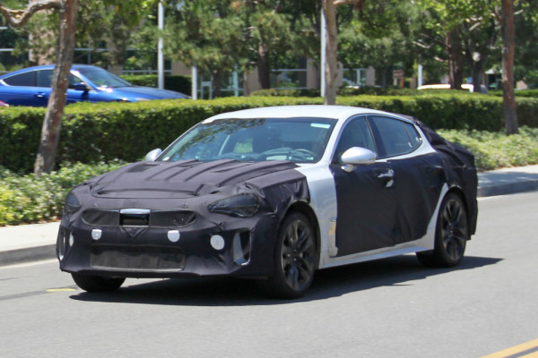 Erlkönig Kia GT