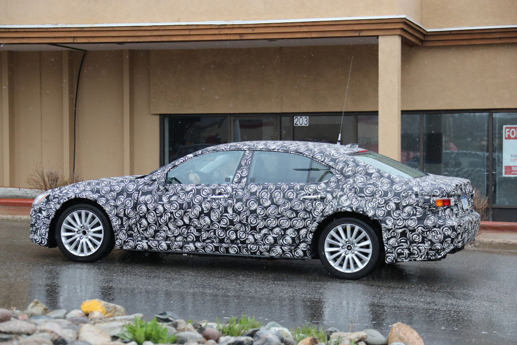 Erlkönig Lexus LS für 2017