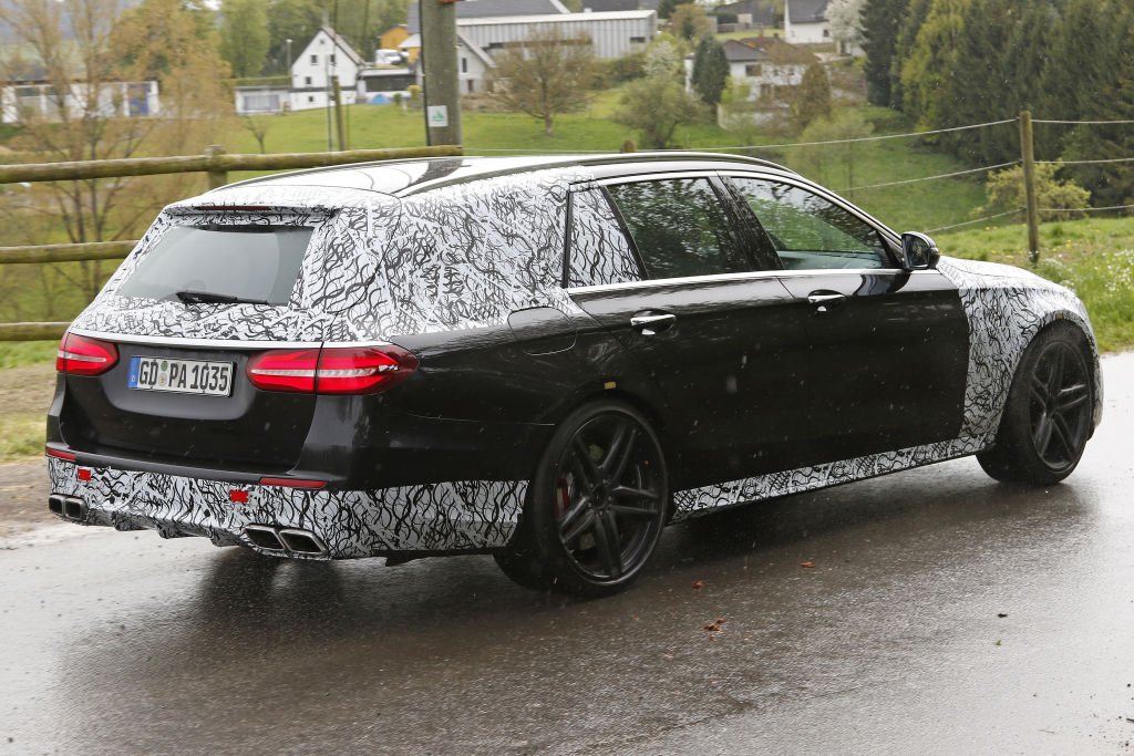 Erlkönig Mercedes-AMG E63 T-Modell