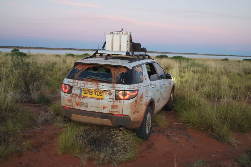 Land Rover Experience Australia 2015: am Ufer des Salzsees Lake Mackay