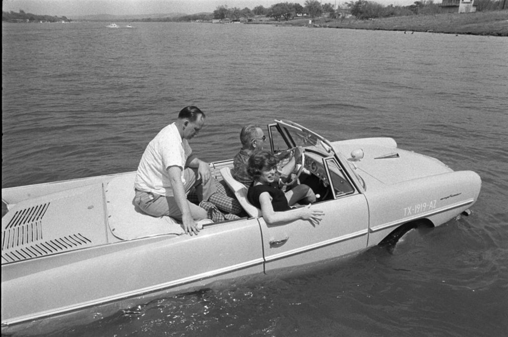 Lyndon B. Johnson fuhr ein Amphicar von 1961