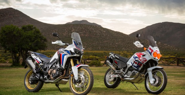Honda Africa Twin: CRF 1000 L (links) und XRV 750 (1990–2000)