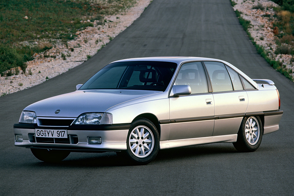Opel Omega 3000.