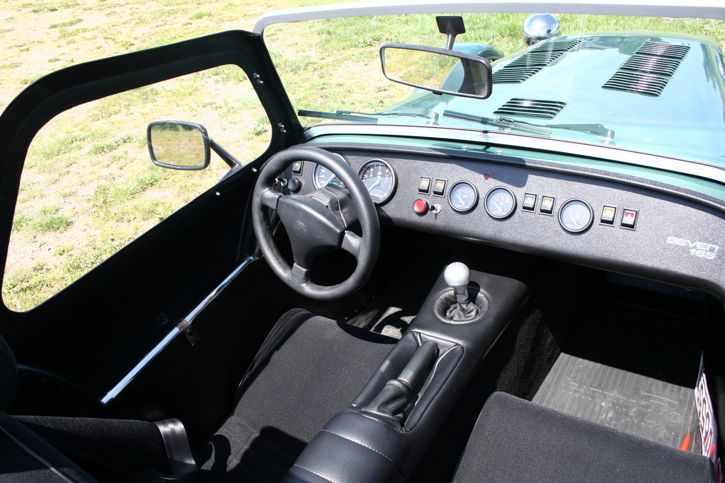 Caterham Seven 165
