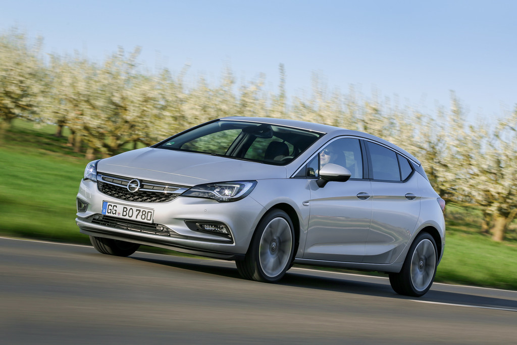 Opel Astra 2016