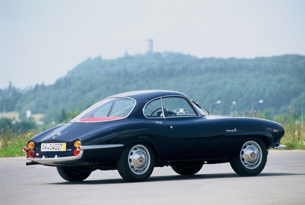 Alfa Romeo Giulia Sprint Speciale (1963–1965)