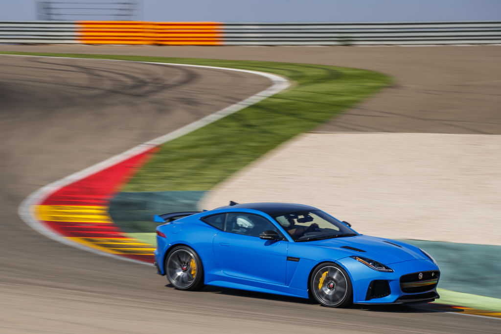 Jaguar F-Type SVR