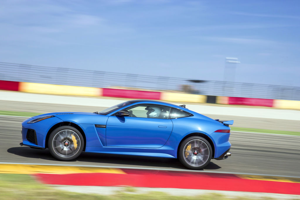 Jaguar F-Type SVR