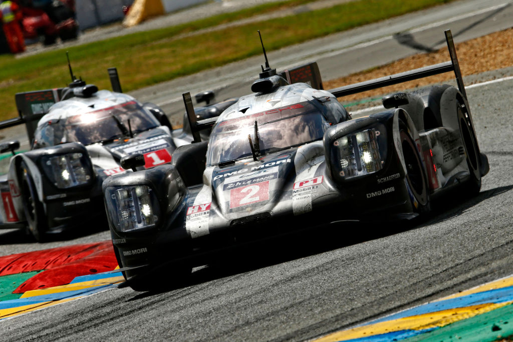 Porsche 919 Hybrid, Porsche Team: Romain Dumas, Neel Jani, Marc Lieb