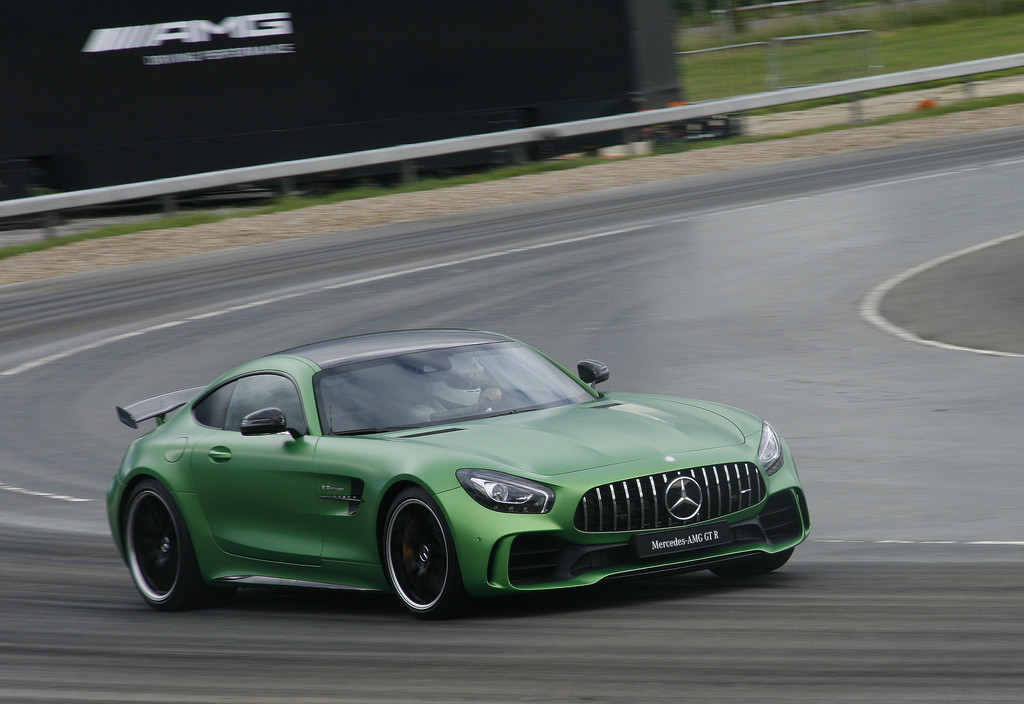 Mercedes-AMG GT R