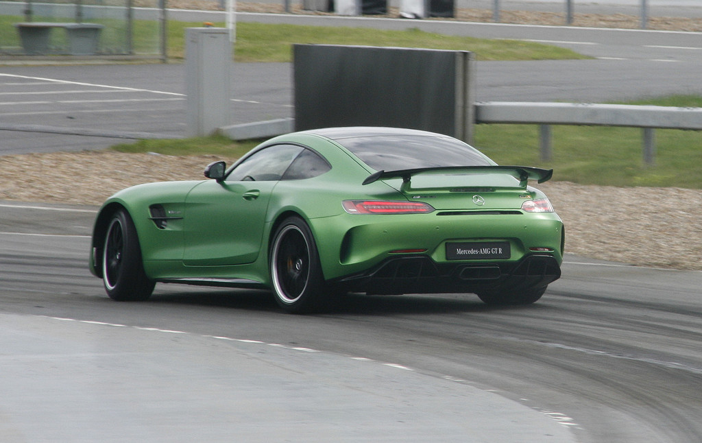 Mercedes-AMG GT R