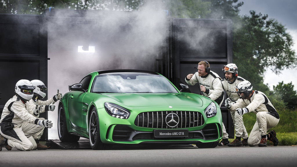 Mercedes-AMG GT R