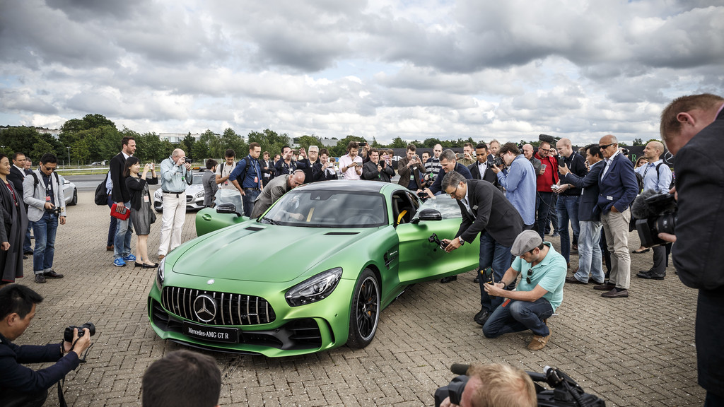 Mercedes-AMG GT R