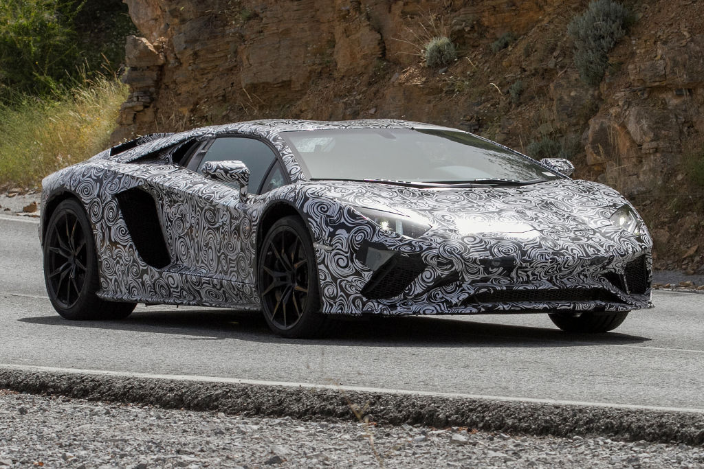 Erlkönig Lamborghini Aventador Roadster Facelift
