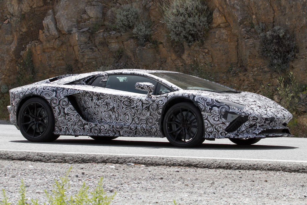 Erlkönig Lamborghini Aventador Roadster Facelift