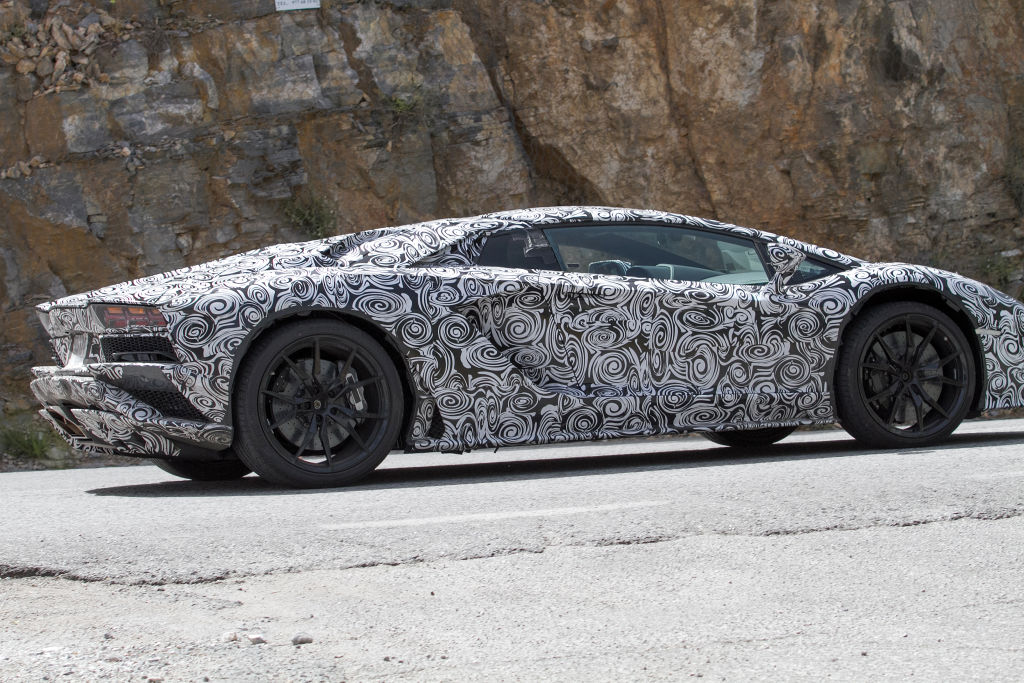 Erlkönig Lamborghini Aventador Roadster Facelift