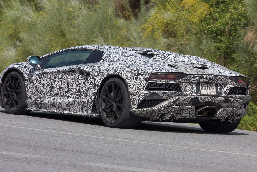 Erlkönig Lamborghini Aventador Roadster Facelift