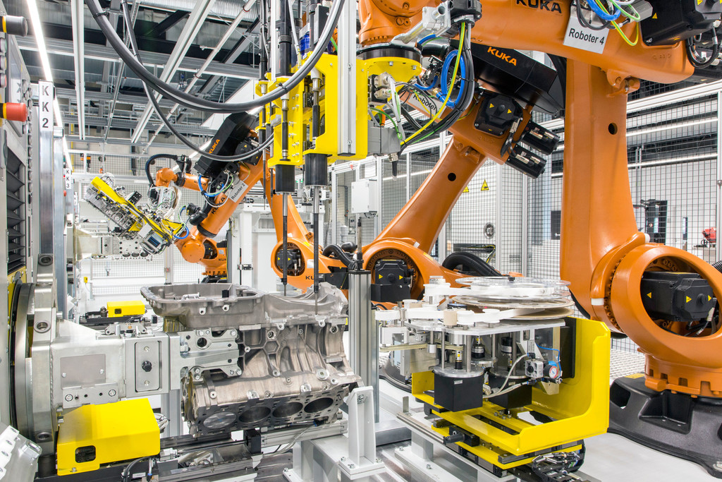 Porsche-Motorenwerk für Acht-Zylinder-Aggregate