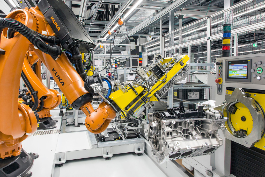 Porsche-Motorenwerk für Acht-Zylinder-Aggregate
