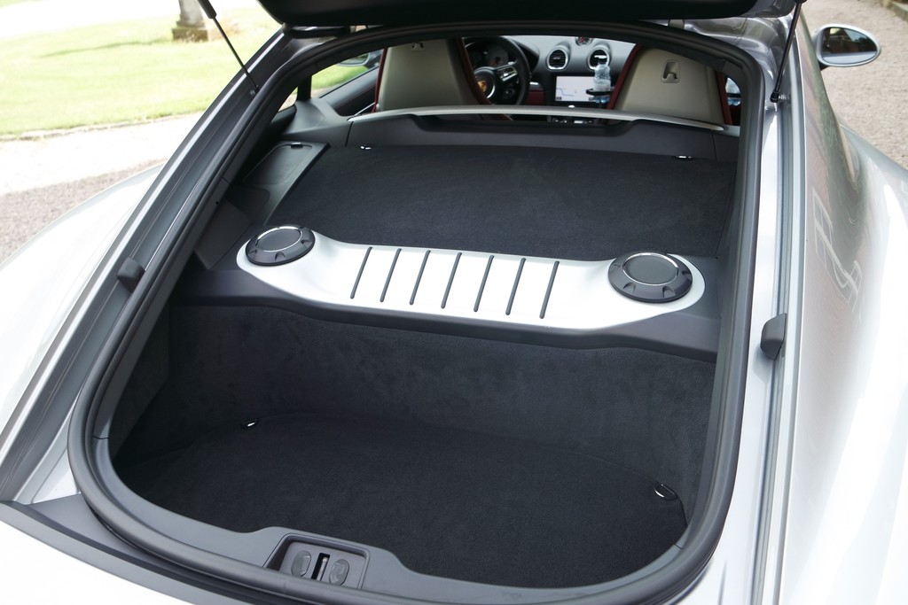 Porsche 718 Cayman