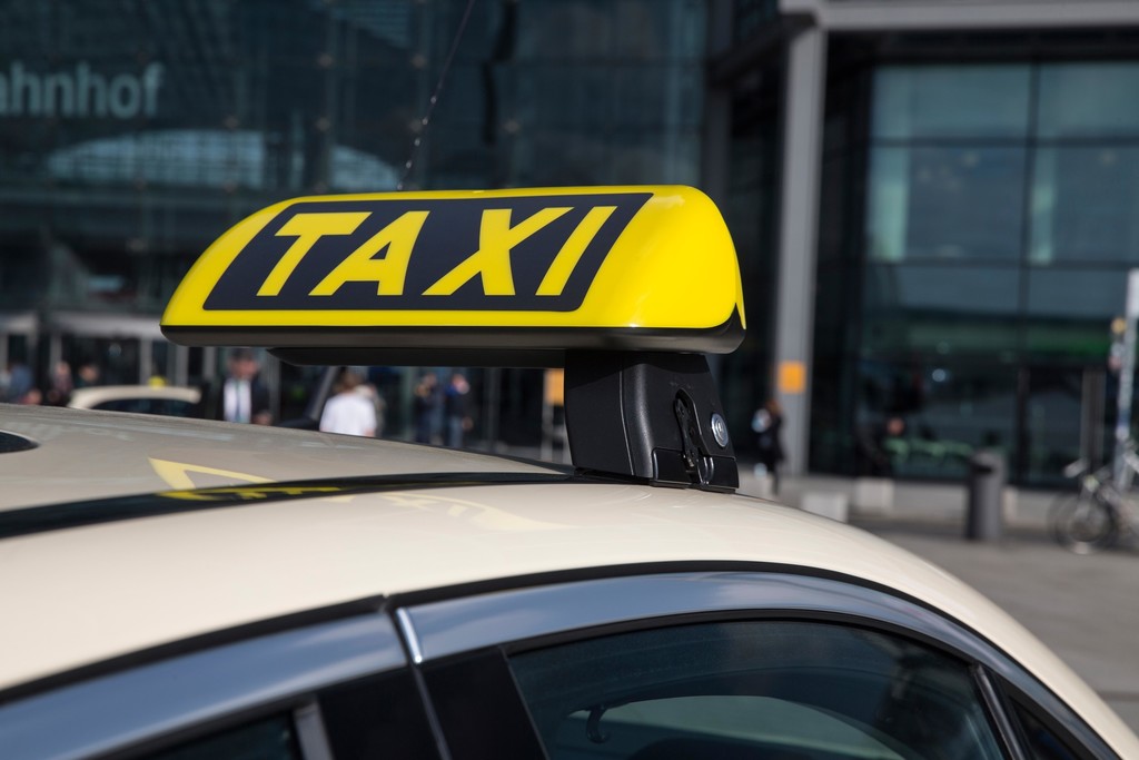 Mercedes-Benz E-Klasse als Taxi