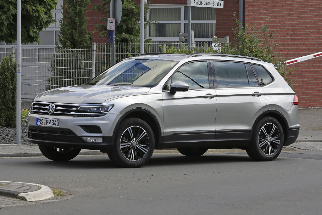 VW Tiguan XL