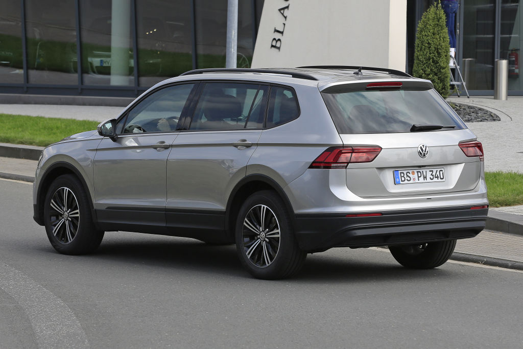 VW Tiguan XL