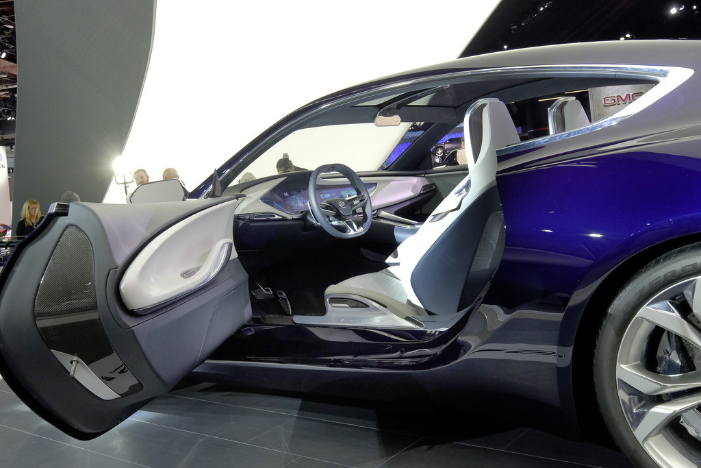 Buick Avista Studie