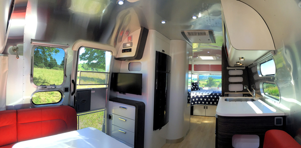 Airstream 684 „Best of 10 Years“