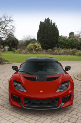 Lotus Evora 400 mit Carbon-Kit.