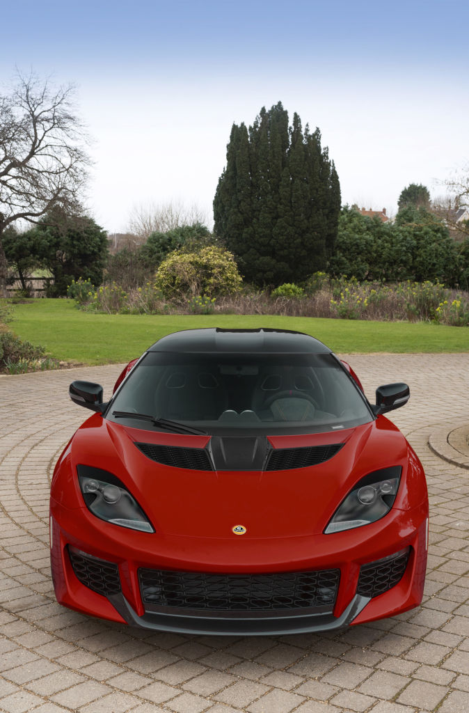 Lotus Evora 400 mit Carbon-Kit.
