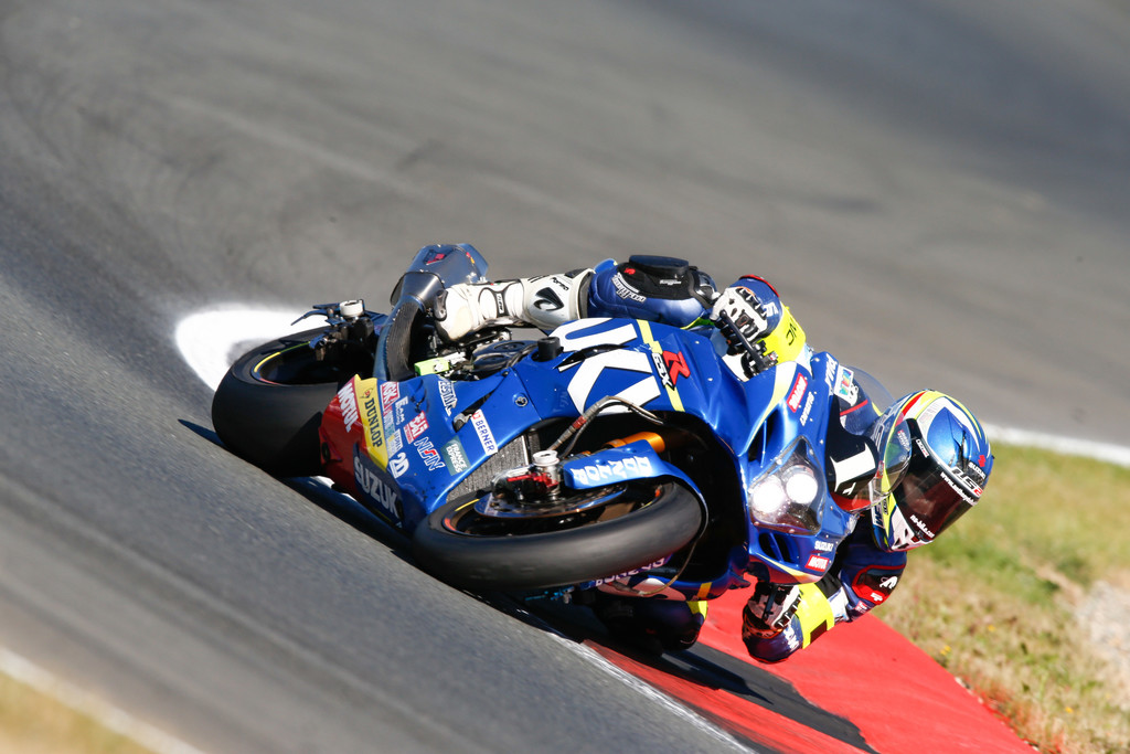Motorrad-Langstrecken-WM: GSR-X 1000 des Suzuki-Endurance-Racing-Teams (SERT) beim Finallauf in Oschersleben