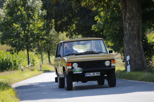 SUV-Urahn: Der Range Rover galt und gilt als ebenso geländetauglich wie stilistisch gelungen.