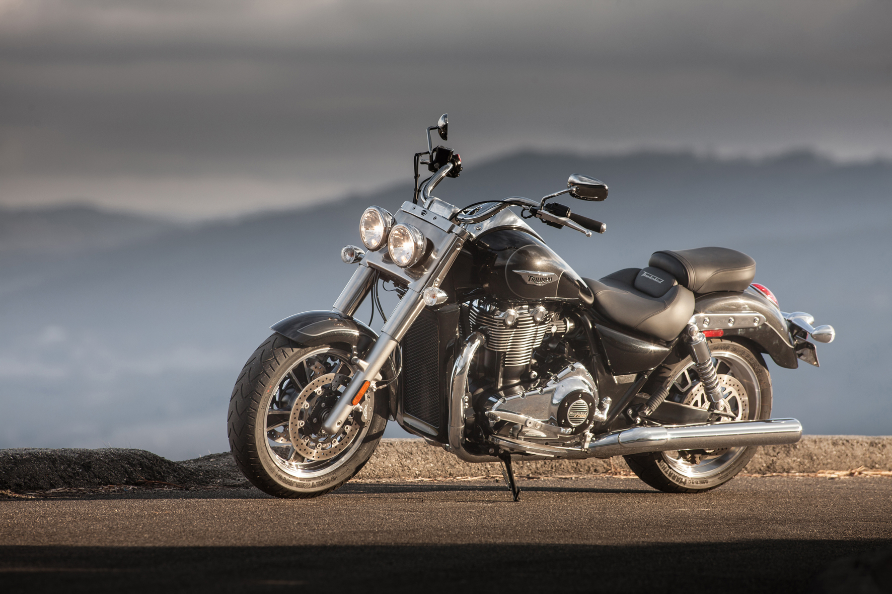 Beim Kauf einer neuen Triumph gibt es bis Ende September einen Zubehör-Gutschein gratis. Bei der Thunderbird Commander (Foto) kann man so für 1.000 Euro frei shoppen.
