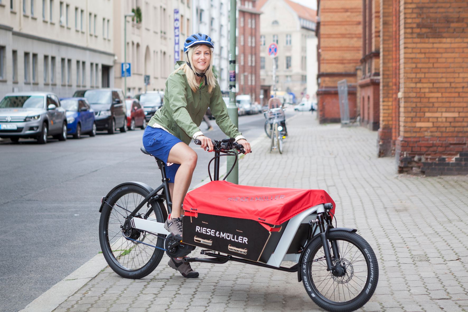 Keine Last mit der Last: Die Packesel fahren jetzt auch mit elektrischer Unterstützung. Hier das neue Packster vom Weiterstädter Hersteller Riese&Müller