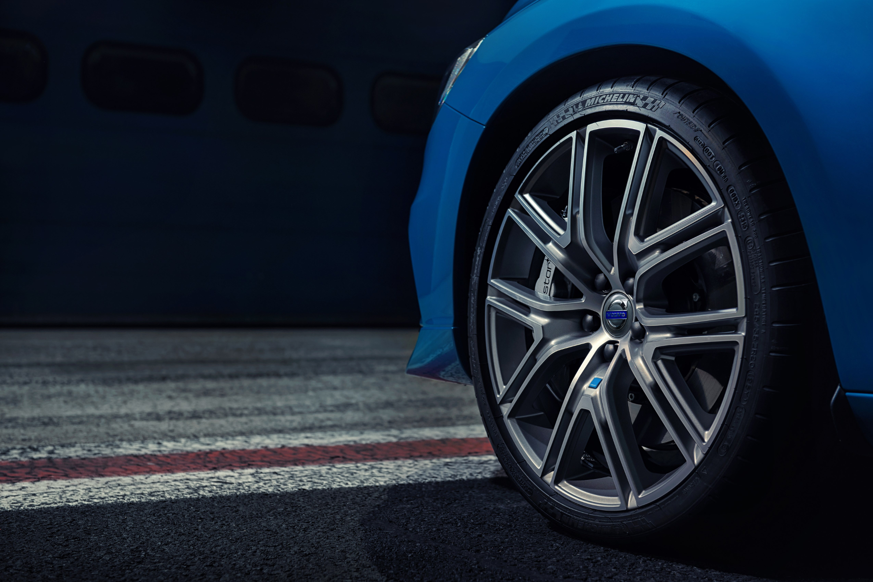 Unter dem Polestar-Label sind auch Leichtmetallräder mit speziellem Design erhältlich.