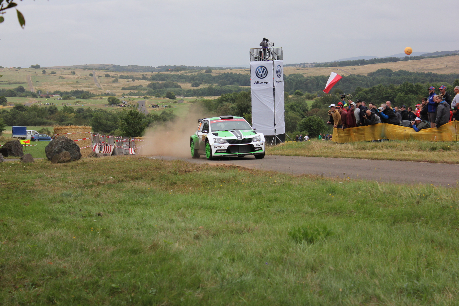 Für das Werksteam läuft es: Esapekka Lappi und Janne Ferm lassen es krachen und gewinnen die WRC2-Klasse der Deutschland Rallye.