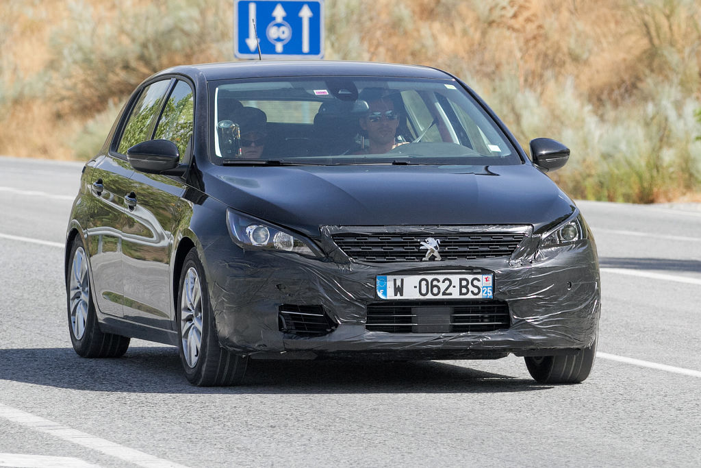 Der VW Golf-Rivale macht sich schick: Peugeot 308 Facelift für 2017
