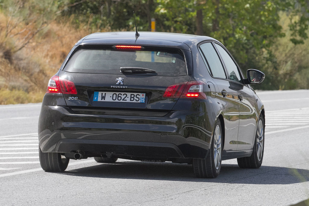 Der VW Golf-Rivale macht sich schick: Peugeot 308 Facelift für 2017