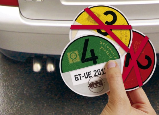 Nach Schätzungen des Kfz-Gewerbes könnten noch rund zwei Millionen Dieselfahrzeuge durch die Filternachrüstung eine grüne Plakette bekommen.