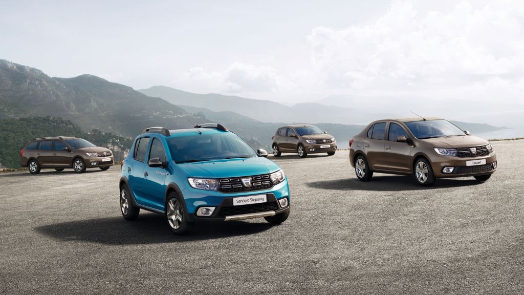 Dacia Logan MCV, Sandero Stepway, Sandero und Logan (v.l.).