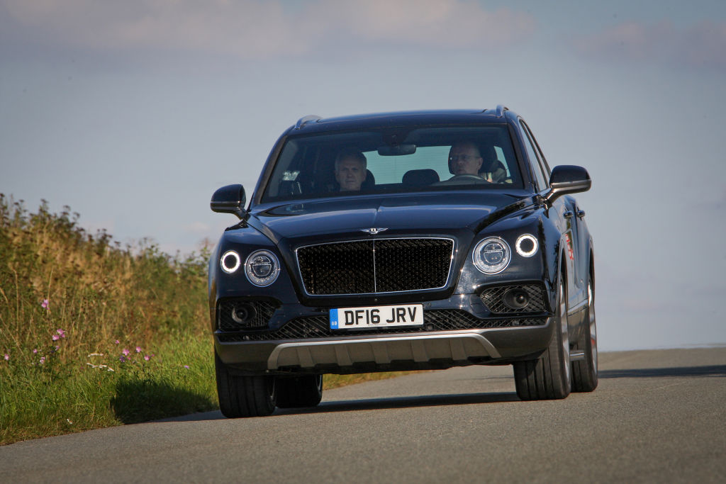 Erprobungsfahrzeug Bentley Bentayga Diesel.