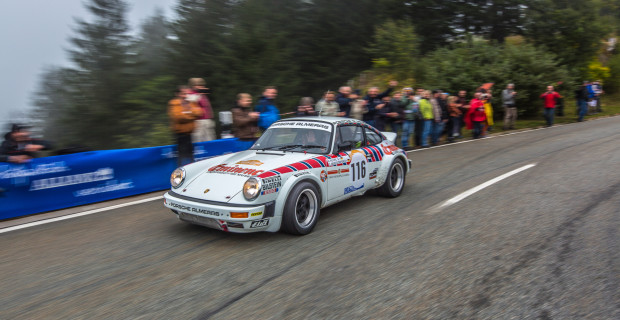 Der Porsche 911 SC San Remo zieht noch immer die Blicke der Motorsport-Fans auf sich.