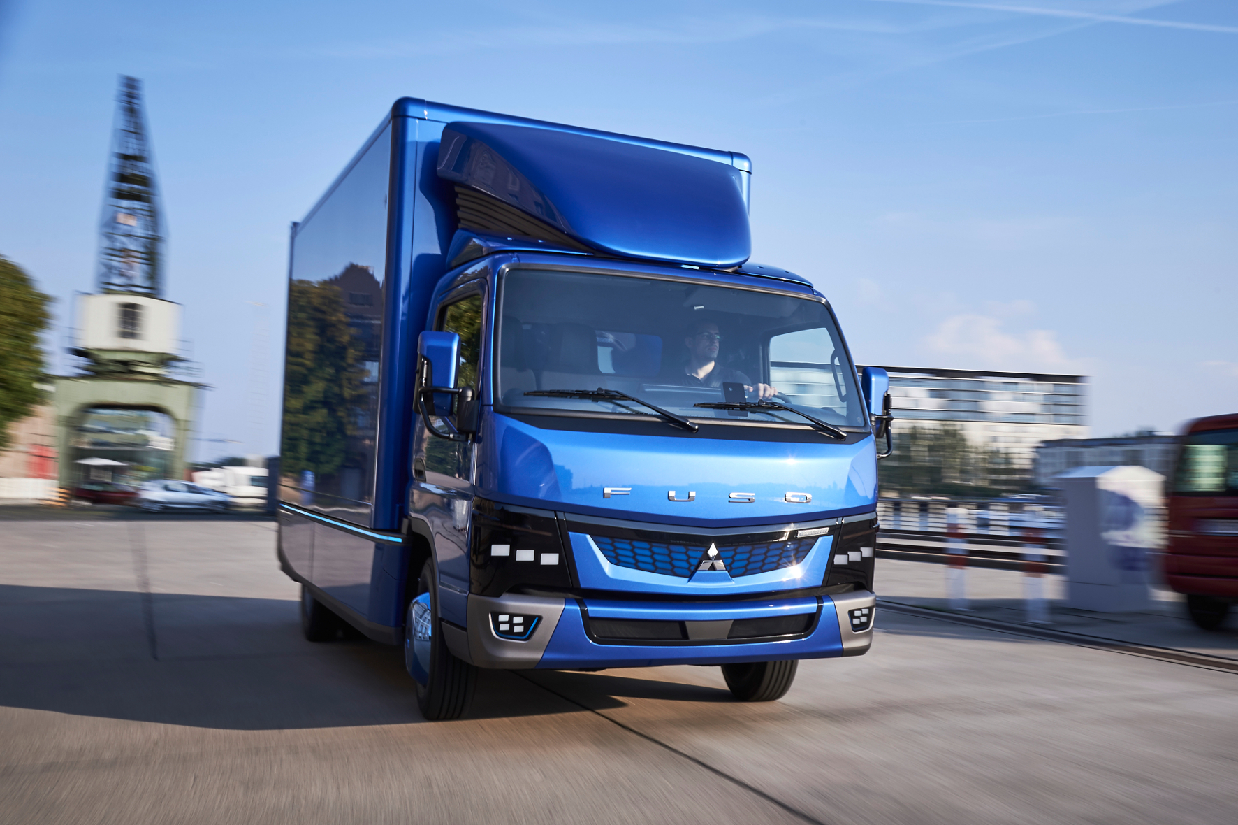 Der rein elektrische Fuso e-Canter kommt ab 2017 in einer Kleinserie auf den Markt.