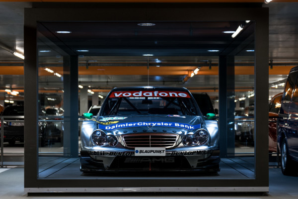 AMG-Mercedes C-Klasse DTM-Tourenwagen von Gary Paffett bei der Sonderpräsentation „30 Jahre DTM“ im Mercedes-Benz Museum.
