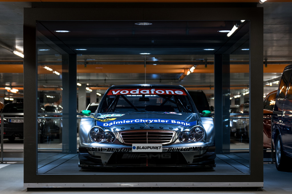 AMG-Mercedes C-Klasse DTM-Tourenwagen von Gary Paffett bei der Sonderpräsentation „30 Jahre DTM“ im Mercedes-Benz Museum.