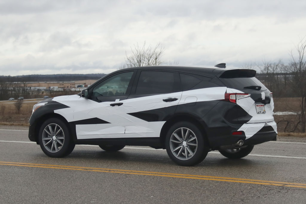 Erlkönig Acura RDX.